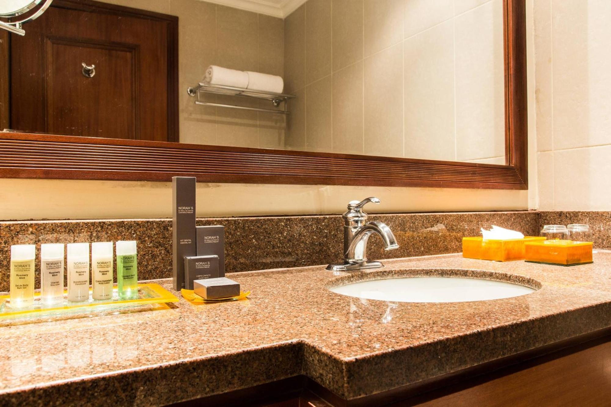 Marriott Venezuela Hotel Playa Grande Kültér fotó